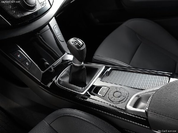 Hyundai-i40_2012_800x600_wallpaper_18.jpg