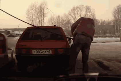 на запрвке.gif